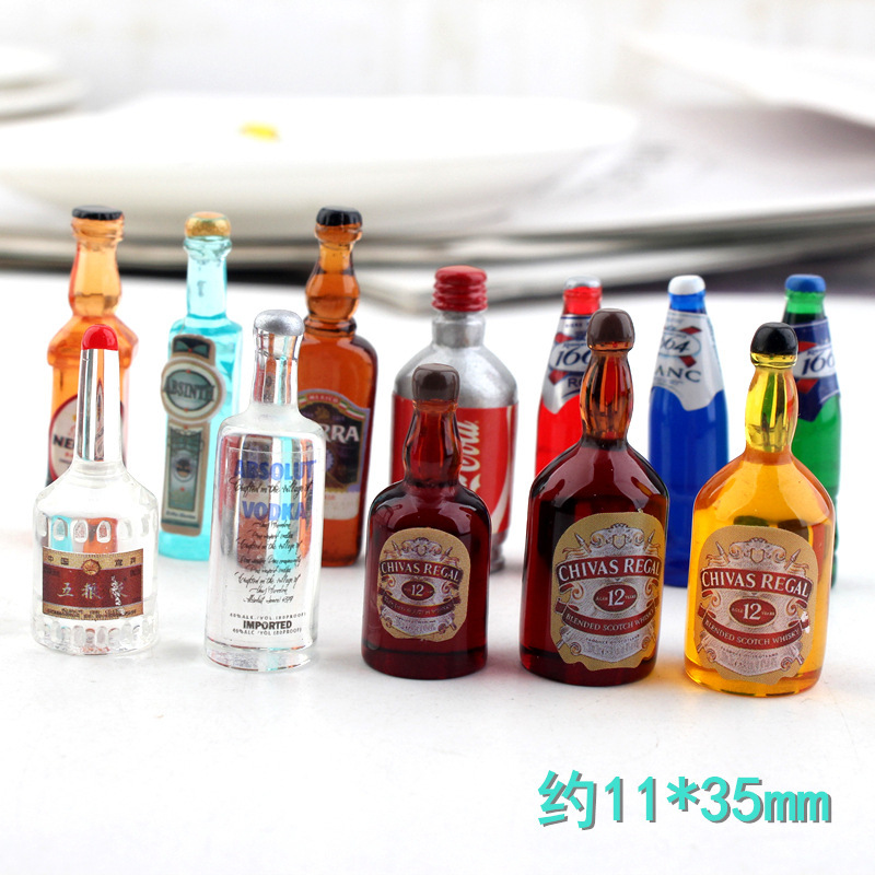 Small wine bottle small bottle resin accessories creative bedside night light car foreign wine bottle decoration material package wholesale