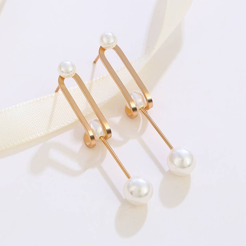Xuking joyería artificial perla pendientes nicho retro largo elegante rebordear pendientes de alta calidad joyería del oído al por mayor para las mujeres