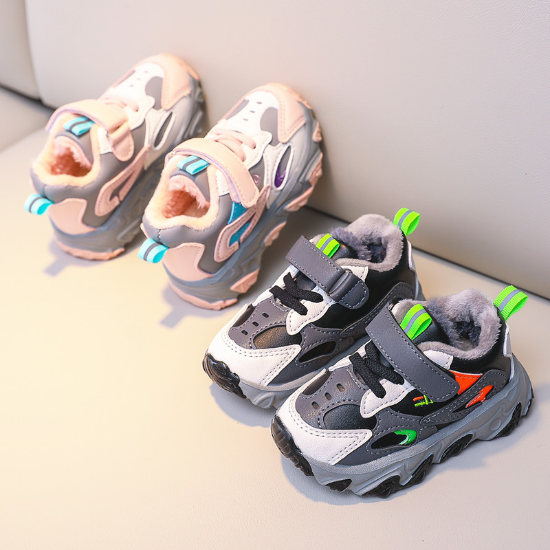 Zapatos de invierno para niños de algodón grande 1-6 años de edad, niños y niñas zapatillas de deporte Bebé forrado de lana gruesa zapatos de algodón zapatos de niño infantil moda