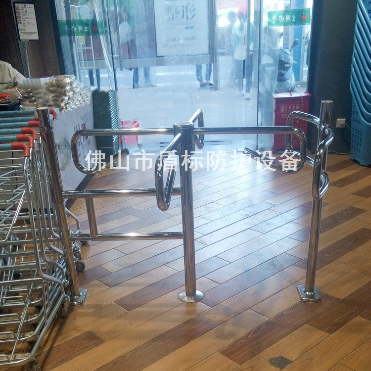 供应便利店单人转动闸机,不锈钢简易十字转闸现货,四排旋转栏杆门