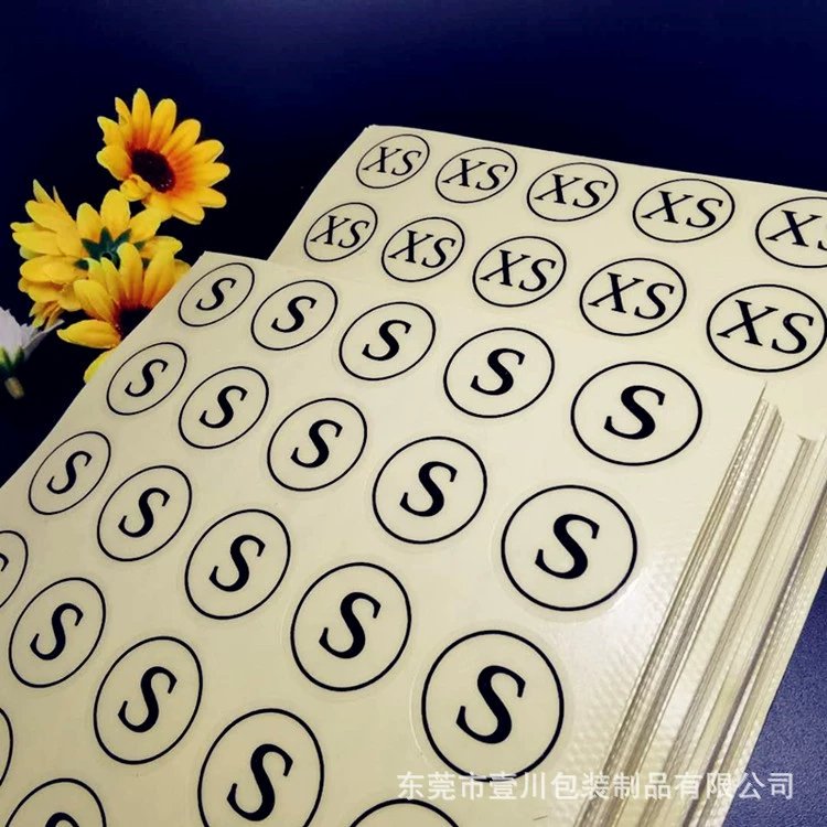 Прозрачная этикетка круглого размера Белый фон черная буква этикетка в наличии одежда свободный размер клейкая наклейка