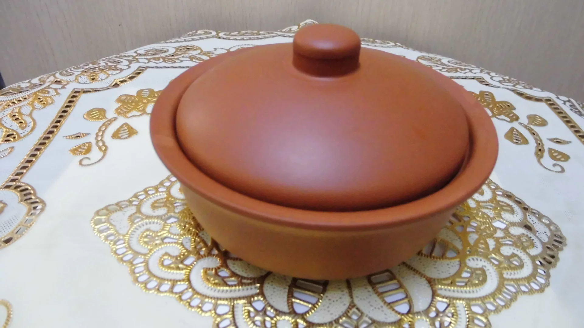 Красная porcelain здоровье-сохранение снежная моллюска и устрица 4-дюймовый 5-дюймов птичье гнездо варочный горшок ресторан гостиничный сервиз керамические оптом