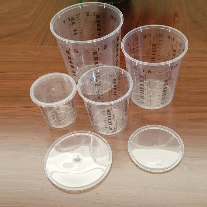 Taza de pintura 550ML Taza de plástico para el hogar del automóvil Taza de impresión de escala 50OZ Taza de medición 10OZ con tapa