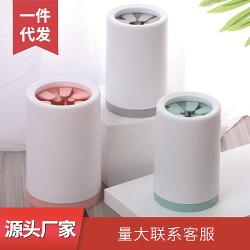 Factory direct supply of pet supplies wholesale paw cat cleaning foot washer semi-automatic dog silicone foot wash cup