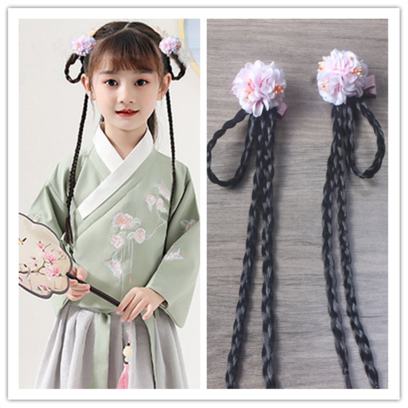 retro hairgrip with pigtail