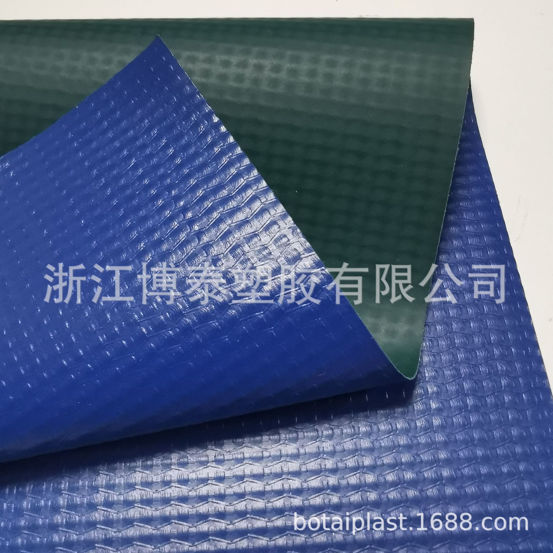 工厂生产 双色PVC夹网布用途广泛 性能稳定夹网布料