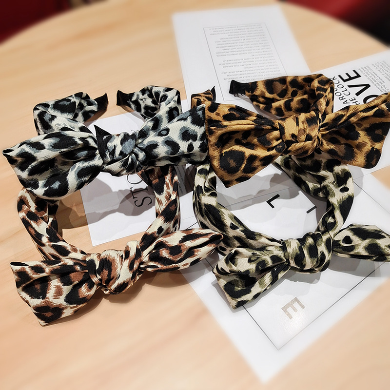 2021 New Internet Celebrity Same Leopard Bow Hairband Vintage Fabric Rabbit Ear Hairpin Wide-brimmed Pressed Hair for Women