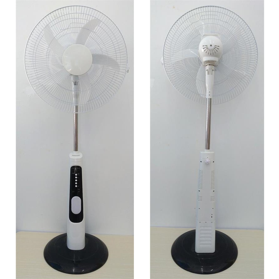 Ventilador de piso recargable de 18 pulgadas con batería de gran capacidad con iluminación de ventilador de emergencia de carga de teléfono móvil