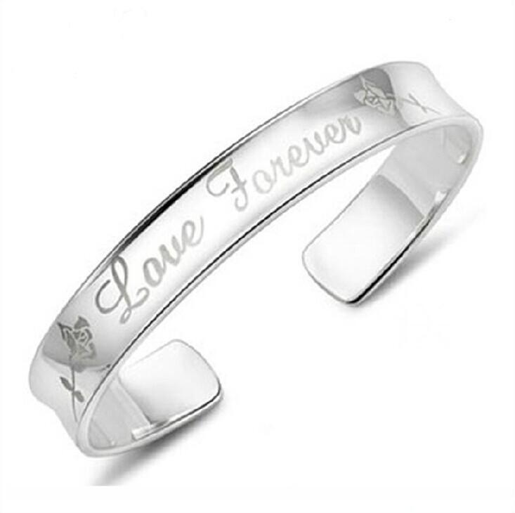 European and American Fashion Forever Love Rose Bracelet Female Niche Simple Sweet Personalized Bracelet Valentine's Day Gift Trend European and American Fashion Forever Love Rose Bracelet Female Niche Simple Sweet Personalized Bracelet Valentine's Day Gift Trend