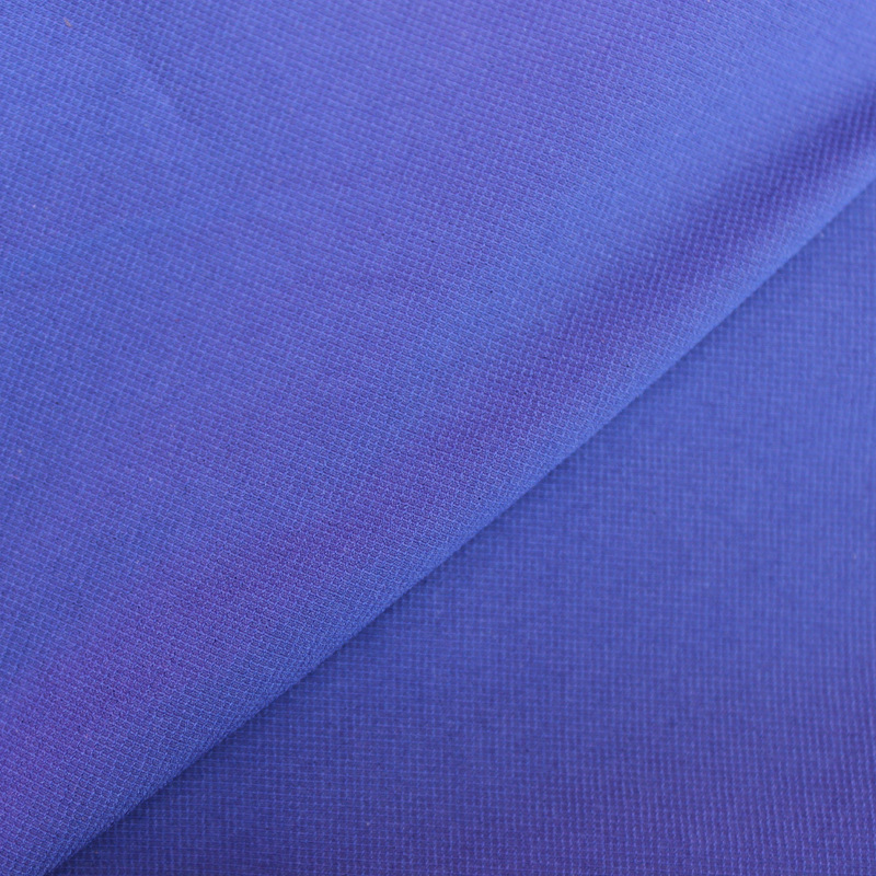 涤纶春亚纺氨纶纬弹牙签条提花 30D*30D/20D 冲锋衣皮肤风衣面料