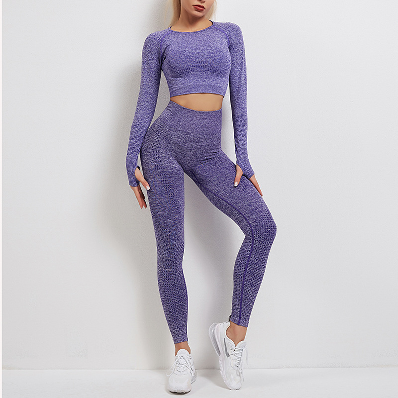 Conjunto deportivo de fitness, top de manga larga sin costuras, pantalones de yoga ajustados de estilo europeo y americano, adelgazantes, transpirables y de secado rápido.