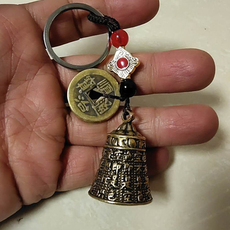 Puesto de venta caliente en lugares escénicos Cinco emperadores dinero latón llavero de coche calabaza de cobre joyería colgante regalo de evento