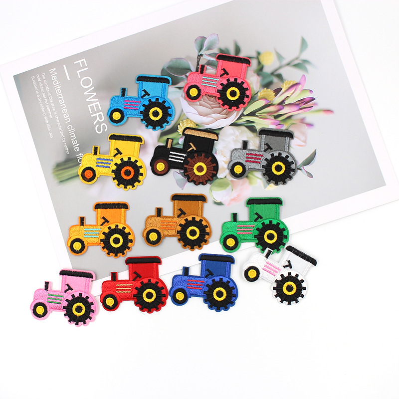 厂家直销卡通拖拉机刺绣布贴 衣服装饰补丁贴 绣花标卡车背胶布贴