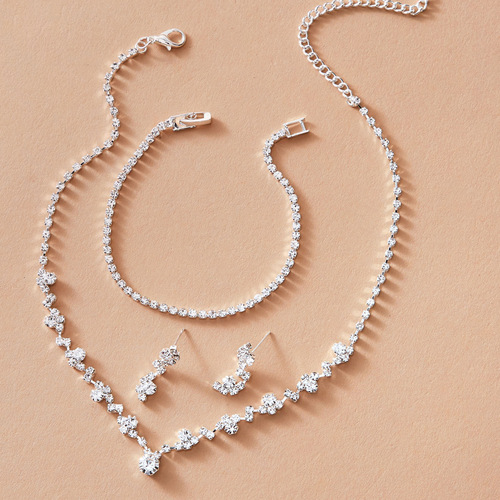 European and American simple diamond-filled metal necklace, earrings, bracelet, cross-border best-selling six-pointed star bride and bridesmaid jewelry set for women