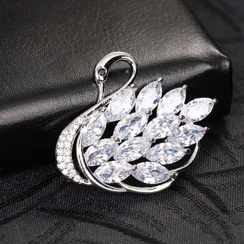 Corea del Sur elegante micro incrustaciones ZIRCON Cisne broche de las mujeres simple traje ramillete moda cardigan pin Otoño e Invierno Accesorios