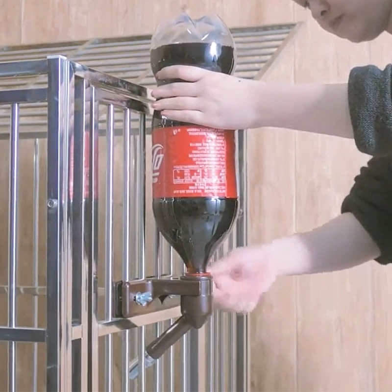 Устройство питьевой воды для домашних животных для больших собак Большой диаметр головы питьевой воды Висит устройство питьевой воды для больших собак