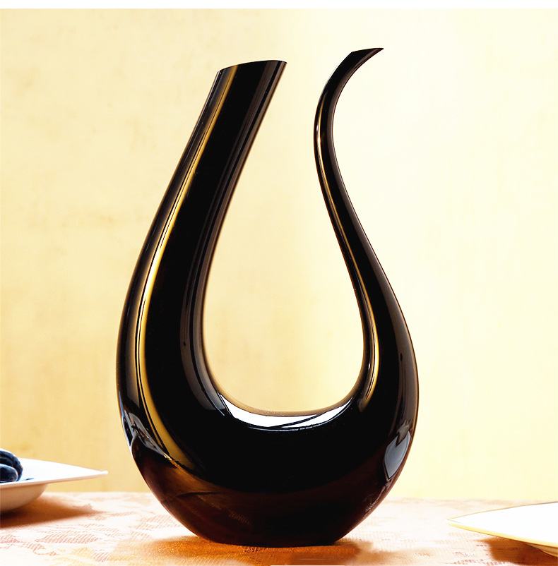 蓝海 Creative black crystal wine decanter, wineglass