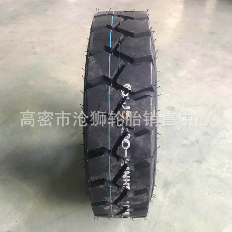 工业叉车轮胎500-8充气轮胎28×9-15 650-10 700-12 825-12轮胎