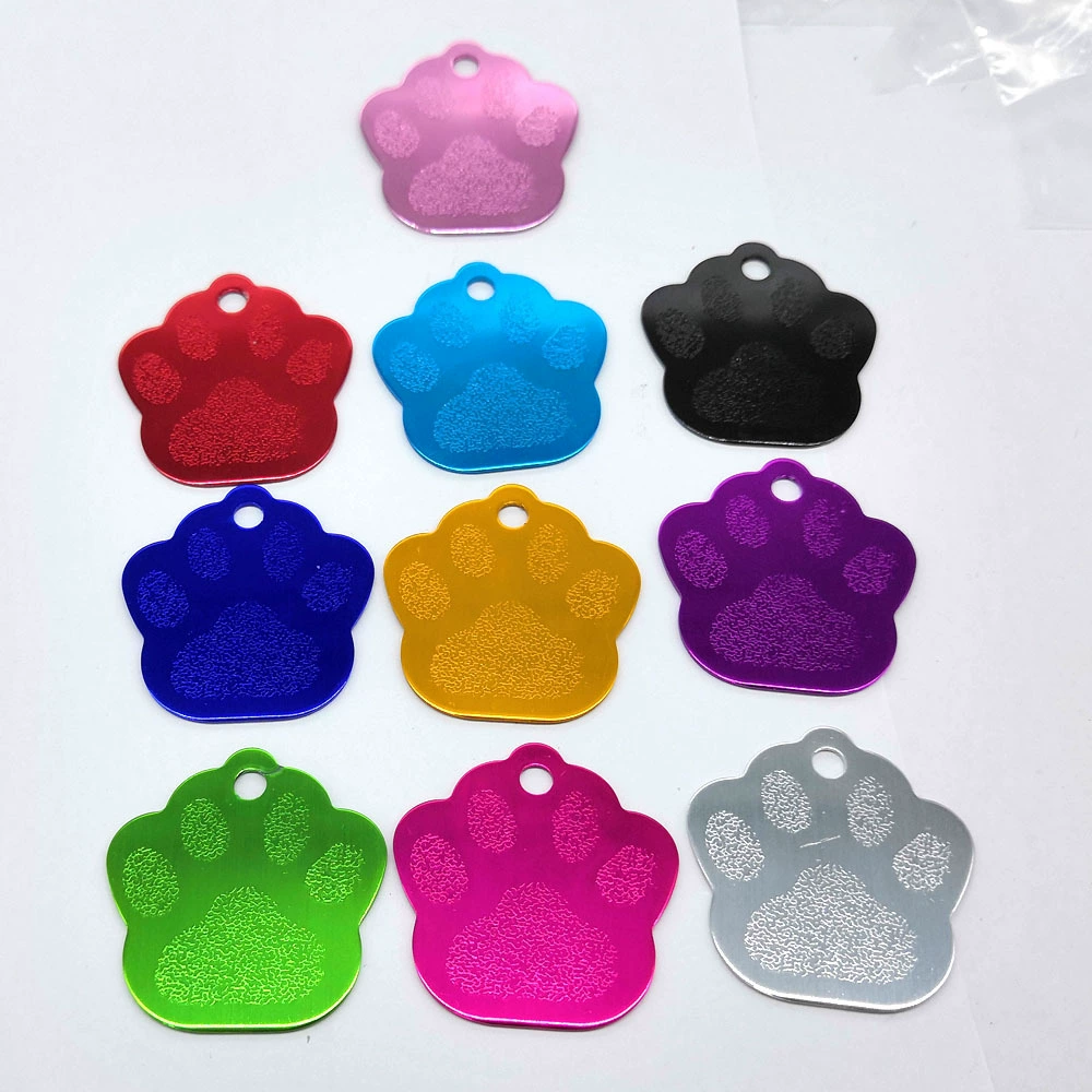 Алюминиевая бирка для собак из алюминиевого сплава Форма печати ноги идентификационная табличка для домашних животных 10 видов цветов 2 размера опционально