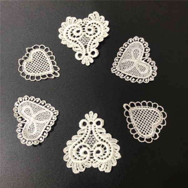 White sticker with bow