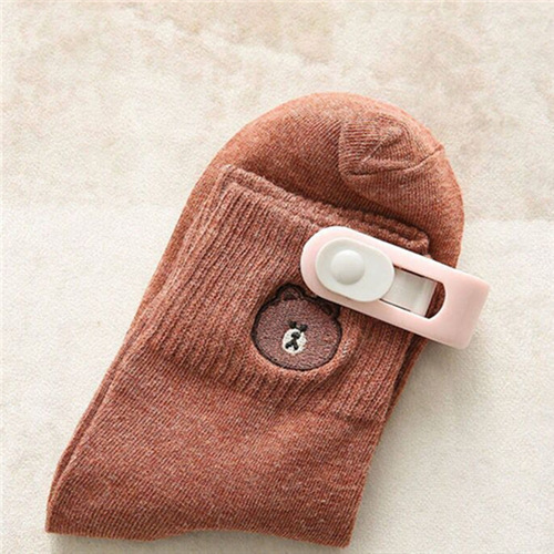 Quilt holder, needleless bed sheet holder, anti-slip artifact, quilt clip, anti-run buckle, safety quilt cover