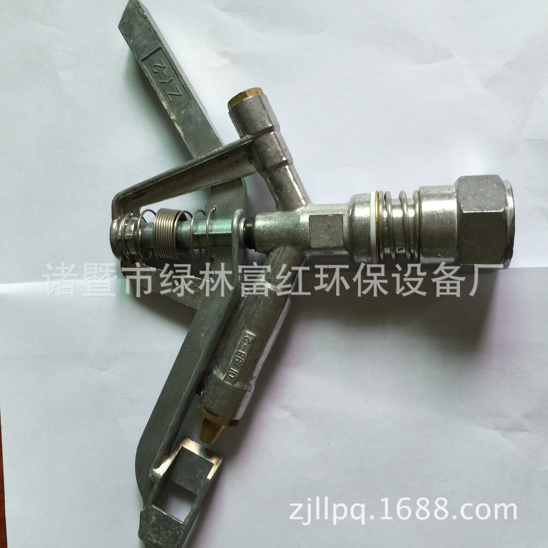 厂家销售绿林牌1寸锌合金草坪喷头  合金摇臂喷头  金属旋转喷头