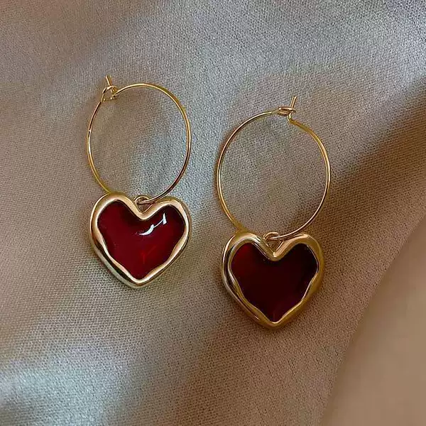 New Trendy Wine Red Heart-Shaped Earrings for Women, Korean Simple and Elegant Goddess New Year Earrings, Ear Pendants, Ear Accessories