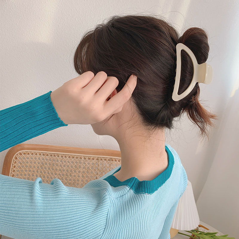 Corea del Sur Dongdaemun importado francés Chanel estilo elegante perla clip de pelo clip lateral espalda Cabeza horquilla superior clip