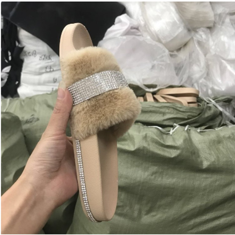 2021 nuevos zapatos de mujer de comercio exterior zapatos de mujer transfronterizos sandalias de plataforma de diamantes de imitación de felpa zapatos de mujer Zapatillas peludos zapatos de mujer