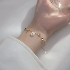 耳钉;戒指;项链