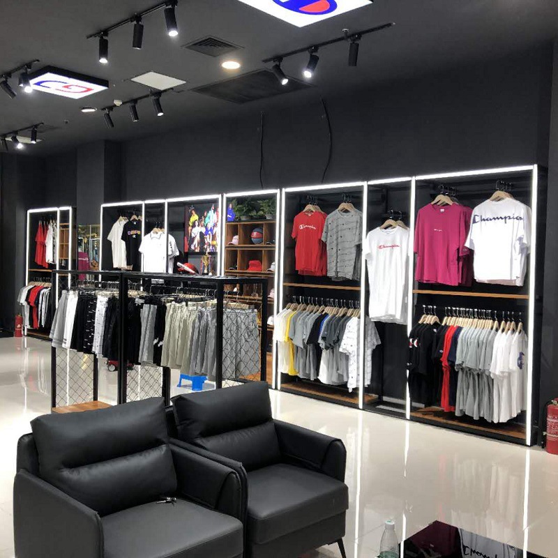 Tienda de ropa para hombres estante tienda de ropa soporte de exhibición de tipo de piso tienda de emisión de luz deportiva ropa de marca soporte de exhibición