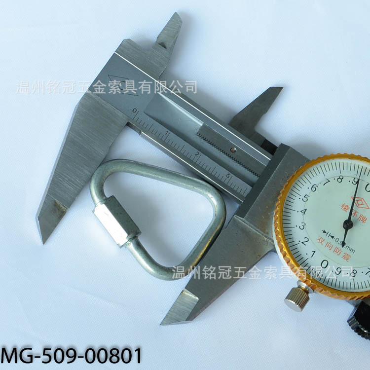 电镀锌三角快速连接环三角扣带螺登山扣登山扣安全扣3.5mm MG-509