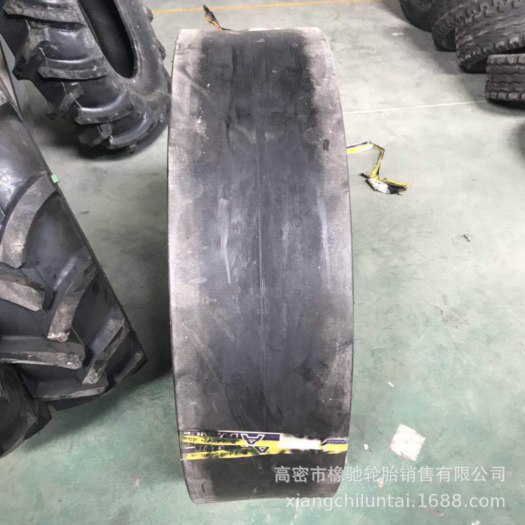 工程机械轮胎13/80 14/70 1100-20光板压路机轮胎