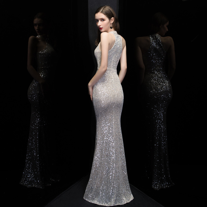 Vestido de noche con cuello halter y lentejuelas, nuevo diseño hueco 2026, elegante modelo ajustado, vestido de cola de pez estilo pasarela image 4