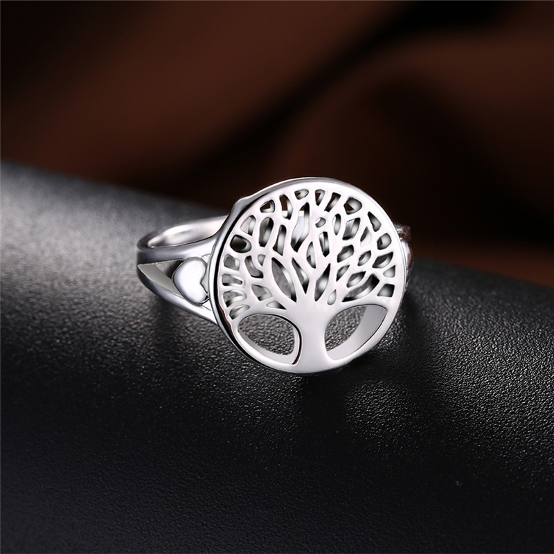 Bold Sculptural Wide Band Ring With Twisted Texture Unisex Style_voghion.com