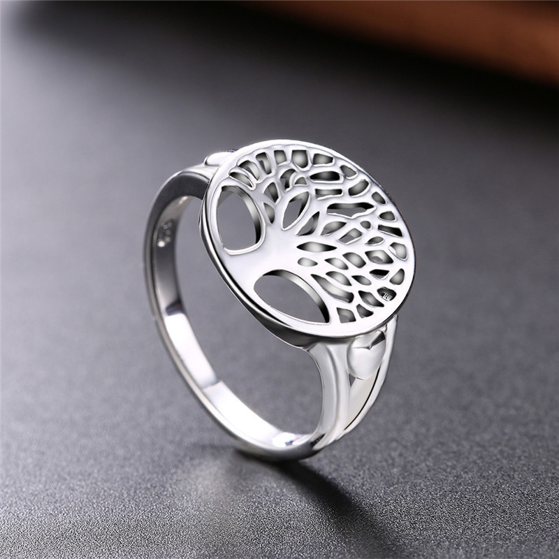 Bold Sculptural Wide Band Ring With Twisted Texture Unisex Style_voghion.com