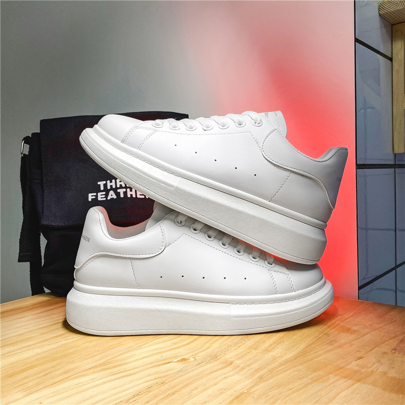 Celebridad de Internet zapatos blancos de los hombres del todo fósforo suela gruesa mayor zapatilla de deporte clásico pareja de estudiantes zapatos de mesa ins McQueen mismo estilo