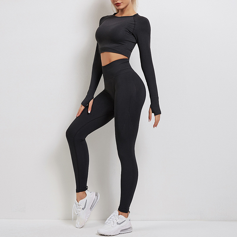 Conjunto deportivo de fitness, top de manga larga sin costuras, pantalones de yoga ajustados de estilo europeo y americano, adelgazantes, transpirables y de secado rápido.