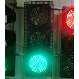 403�M�����t�G�� �ǙC��܇��ͨ��̖���^�����е��t�G��