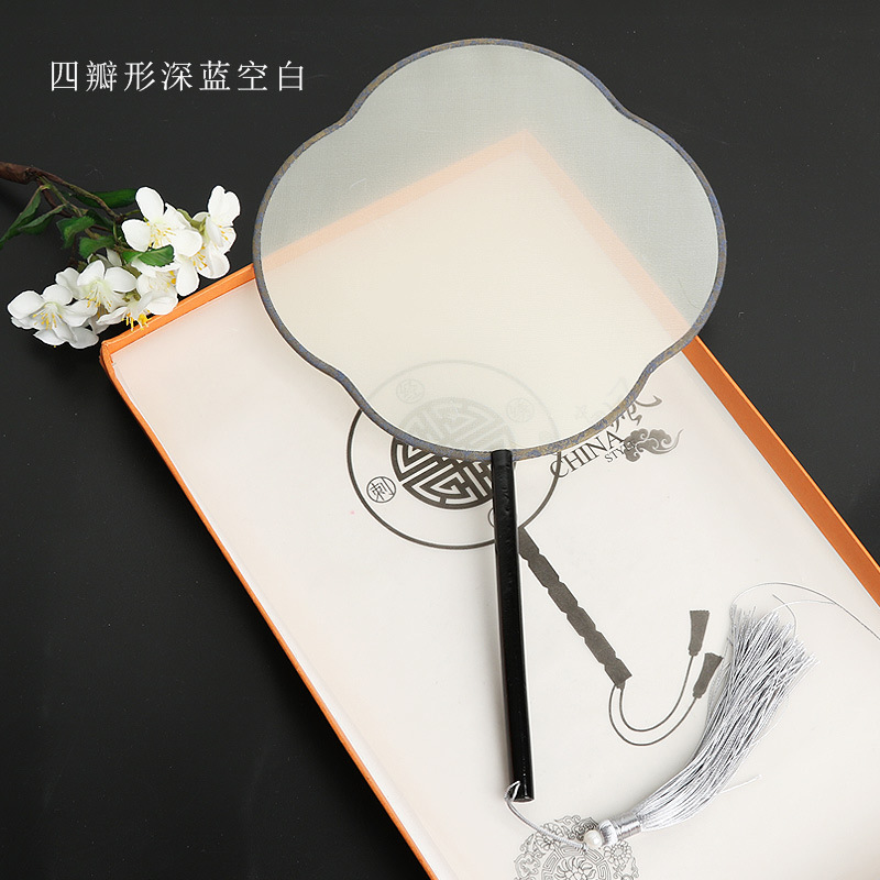 Pintado a mano estilo antiguo ventilador en blanco al por mayor pluma fina pintura a mano alzada superficie de ventilador de caligrafía mango largo ventilador redondo hecho a mano material de bricolaje