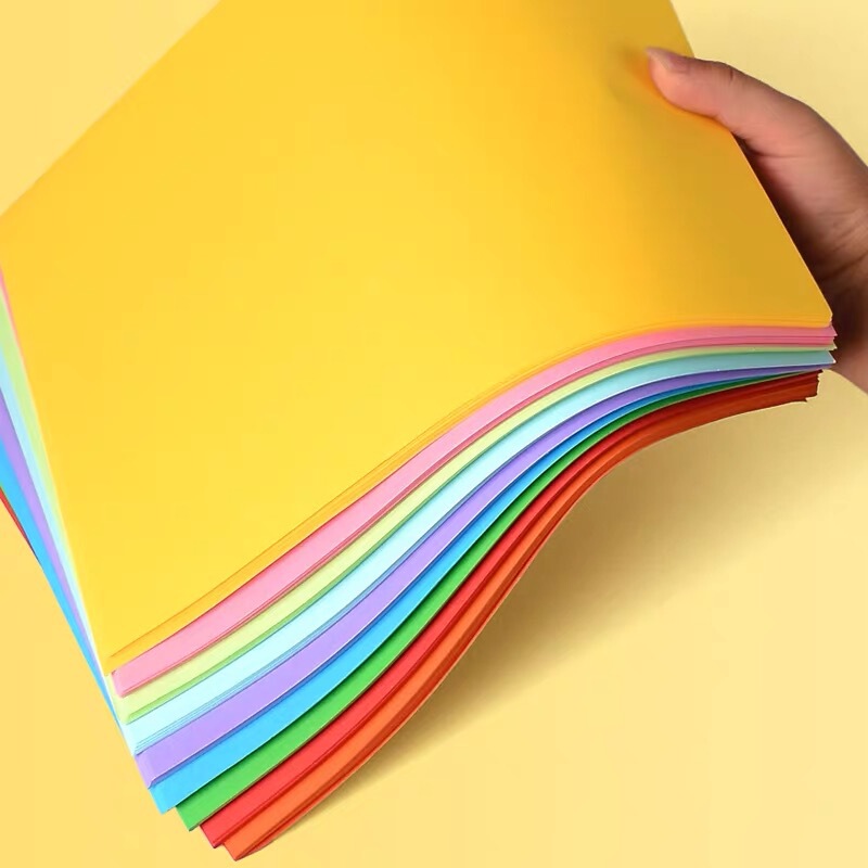 元のパルプ8kカラーの硬い紙の厚い色の紙の200gの美術の絵画のスケッチの白黒の色のカードのメーカーは卸売りします。|undefined