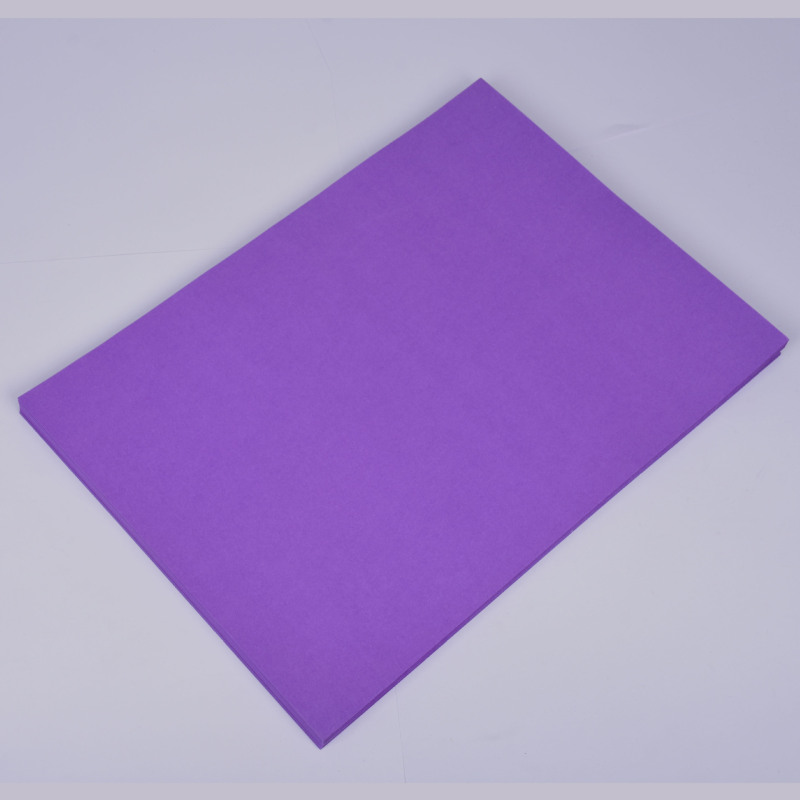 元のパルプ8kカラーの硬い紙の厚い色の紙の200gの美術の絵画のスケッチの白黒の色のカードのメーカーは卸売りします。|undefined