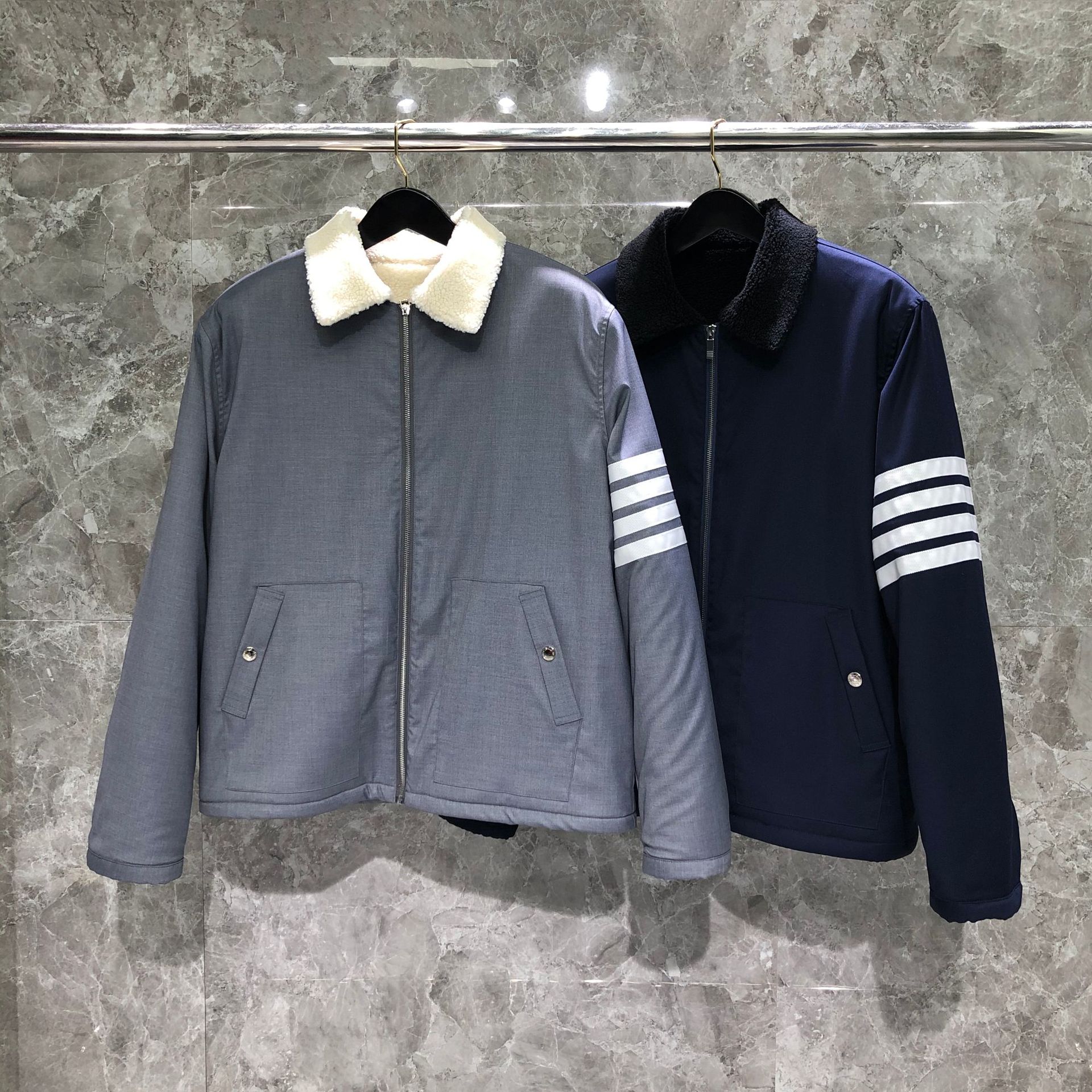 Jacket with zipper