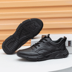 Men's comfortable sneakers with velvet, first-layer cowhide, round-toe casual leather shoes, trendy and fashionable black running shoes