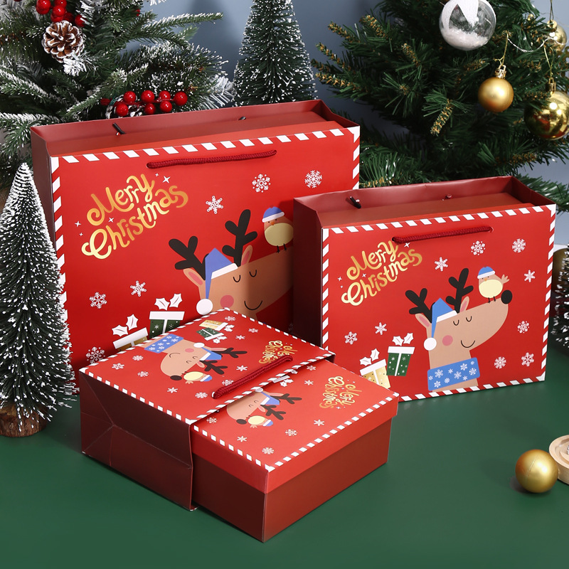 圣诞节礼品盒红色麋鹿礼物盒圣诞礼盒平安夜苹果盒围巾包装盒现货
