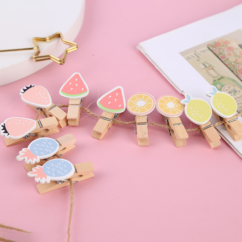 Ramo tarjeta de felicitación de dibujos animados clip de madera pequeño clip de madera DIY material de embalaje floral tarjeta clip creativo foto clip lote