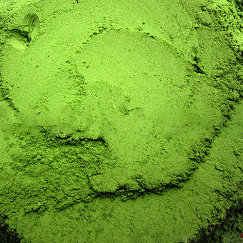 Processing a large supply of pure barley sprout powder, barley leaf green juice powder, wheat grass powder, and barley grass fine powder.