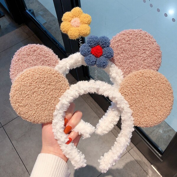Brand cartoon three dimensional headband