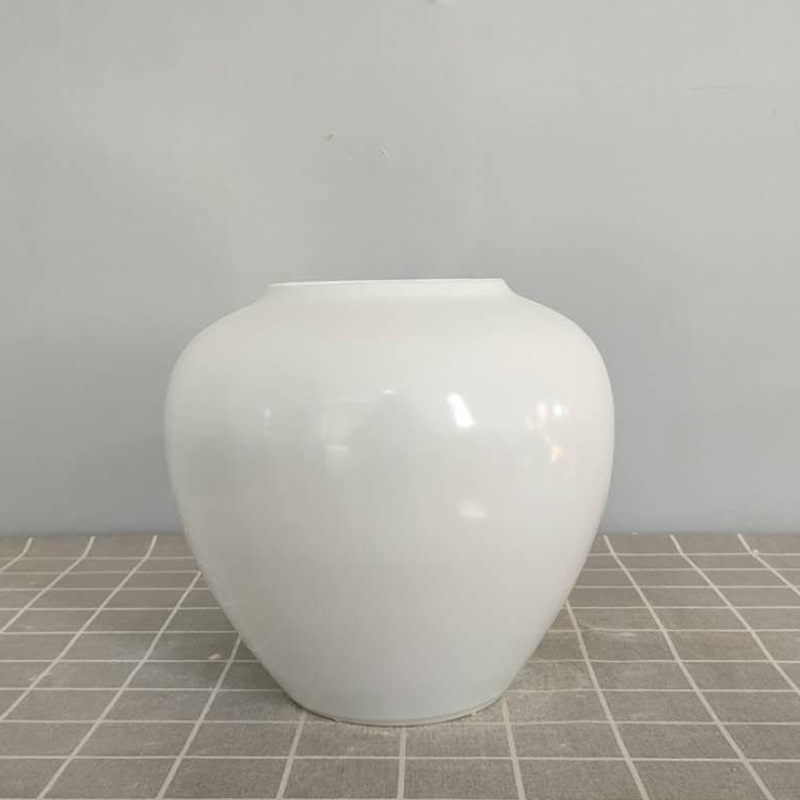 흰색 스몰 사이즈 높이 18cm 폭 18cm 구경 9cm