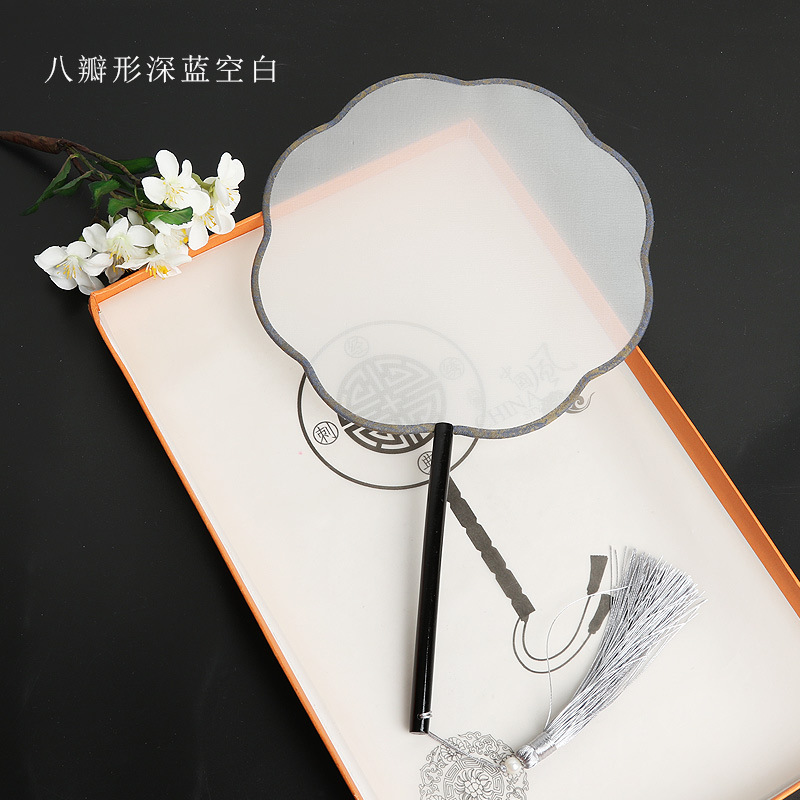 Pintado a mano estilo antiguo ventilador en blanco al por mayor pluma fina pintura a mano alzada superficie de ventilador de caligrafía mango largo ventilador redondo hecho a mano material de bricolaje